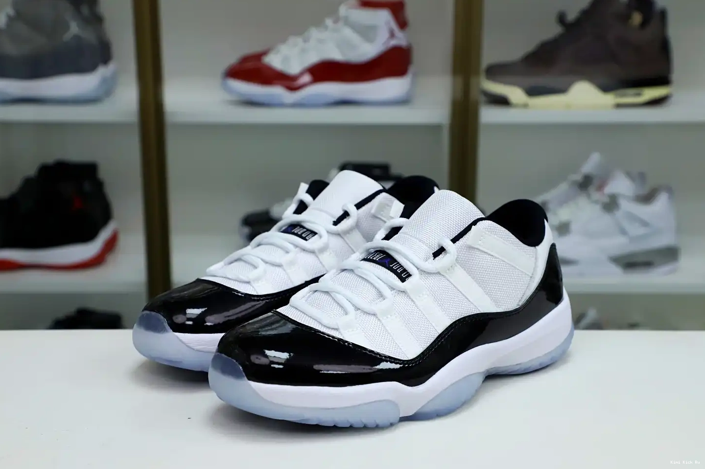LOW RETRO JORDAN AIR 11 Kimikick CONCORD 0822